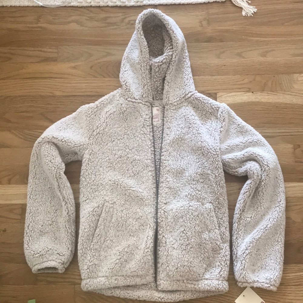 Cozy sherpa jacket with hood